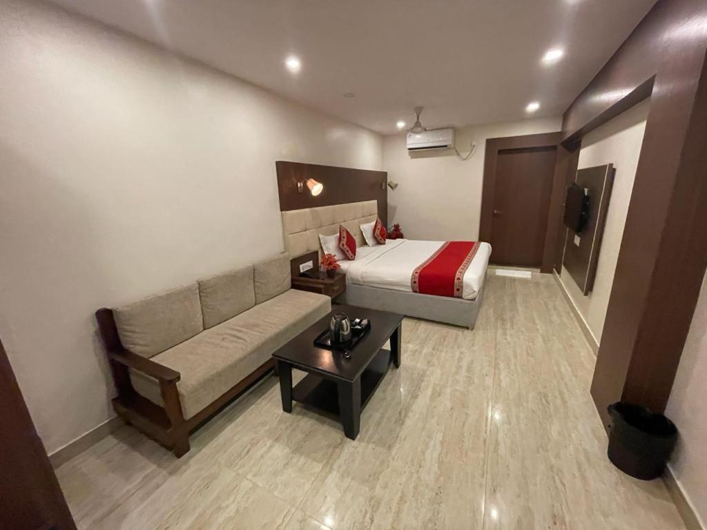 ורנאסי Hotel Hari Vilaas מראה חיצוני תמונה
