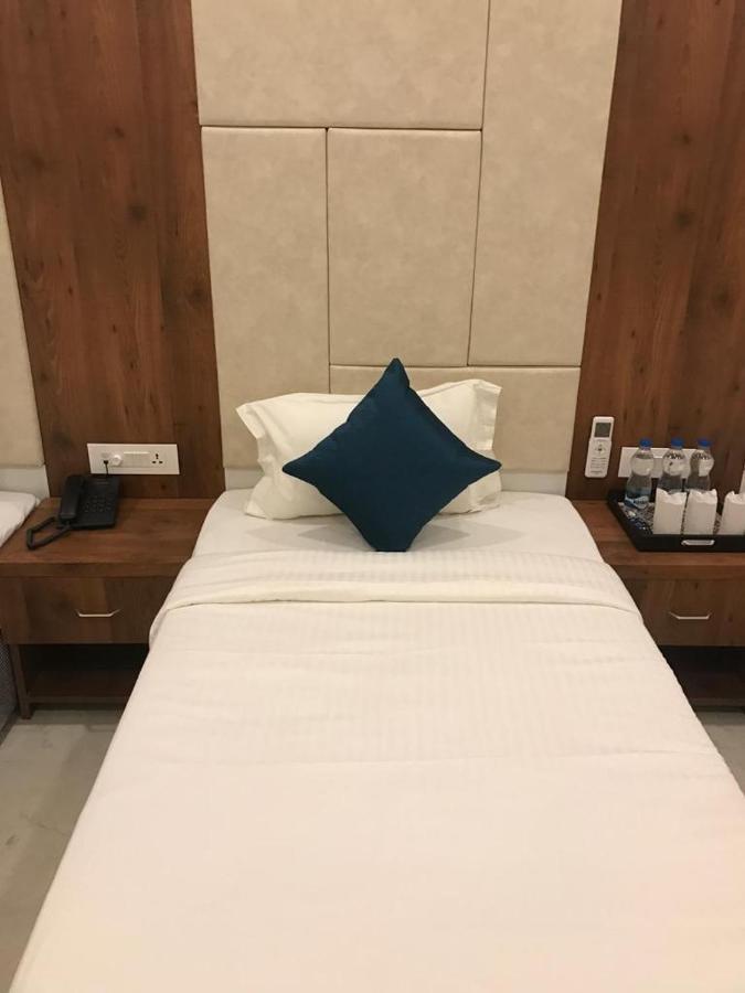 ורנאסי Hotel Hari Vilaas מראה חיצוני תמונה