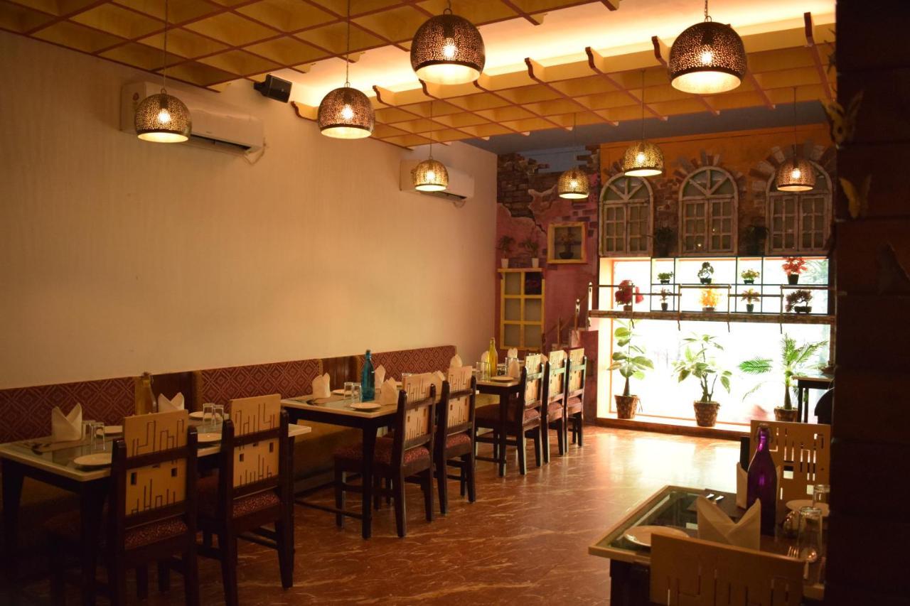ורנאסי Hotel Hari Vilaas מראה חיצוני תמונה